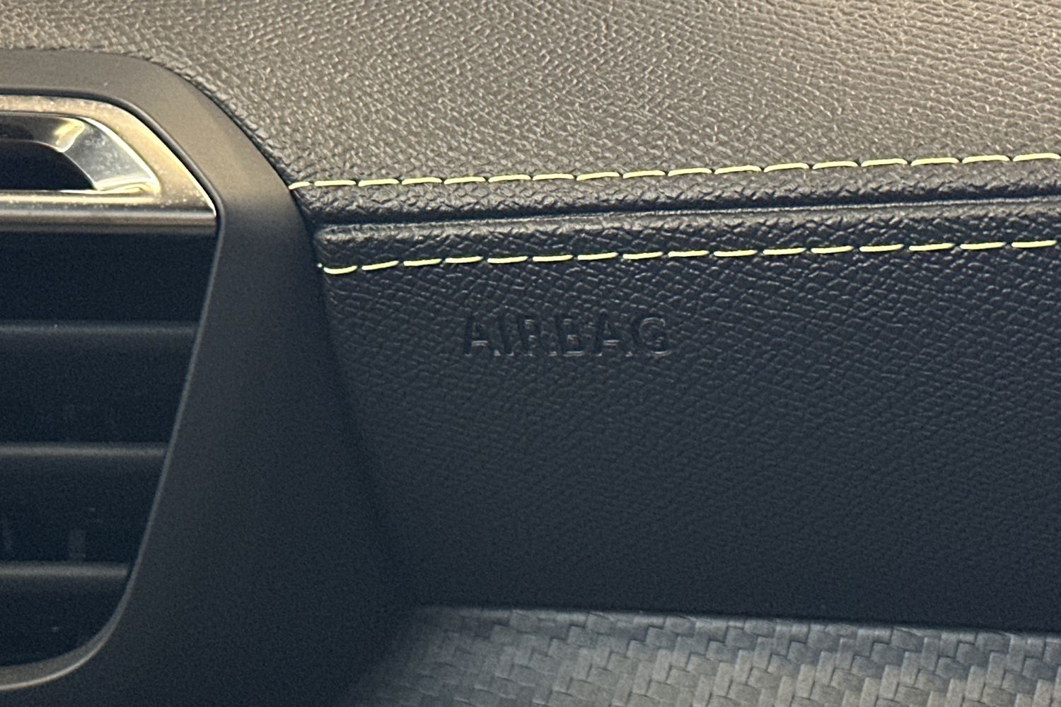 Used Peugeot 208 2021 for sale - 77404429: Photo 44