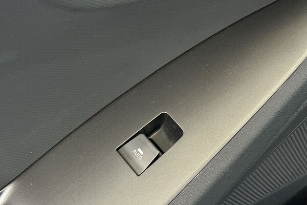 Used Hyundai IONIQ 2022 for sale - 76144131: Photo 17