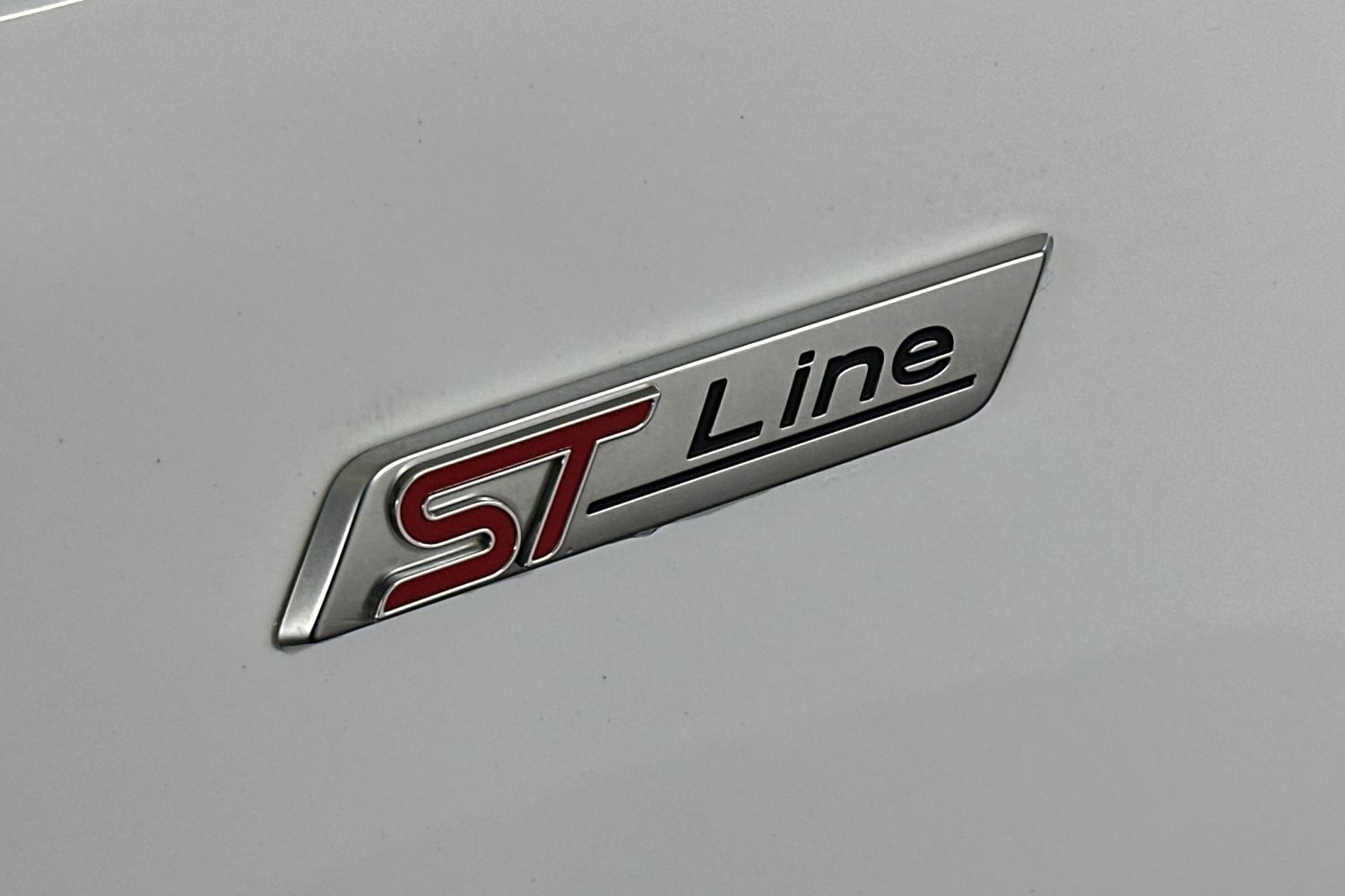 Used Ford Focus 2020 for sale - 76320621: Photo 17