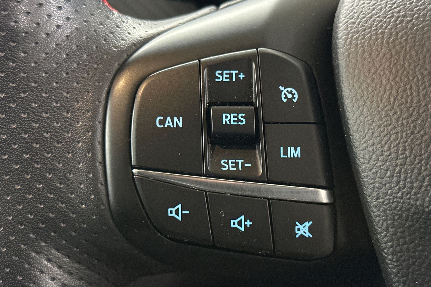 Used Ford Focus 2020 for sale - 76320621: Photo 26