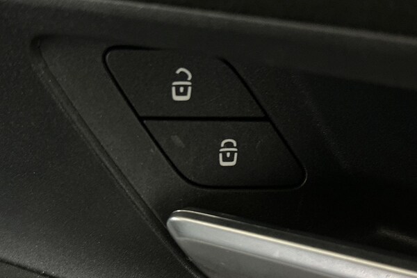 Used Mercedes-Benz EQA 2021 for sale - 76144132: Photo 23