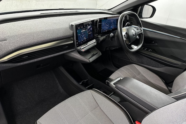 Used Renault Megane E Tech 2023 for sale - 76257963: Photo 14