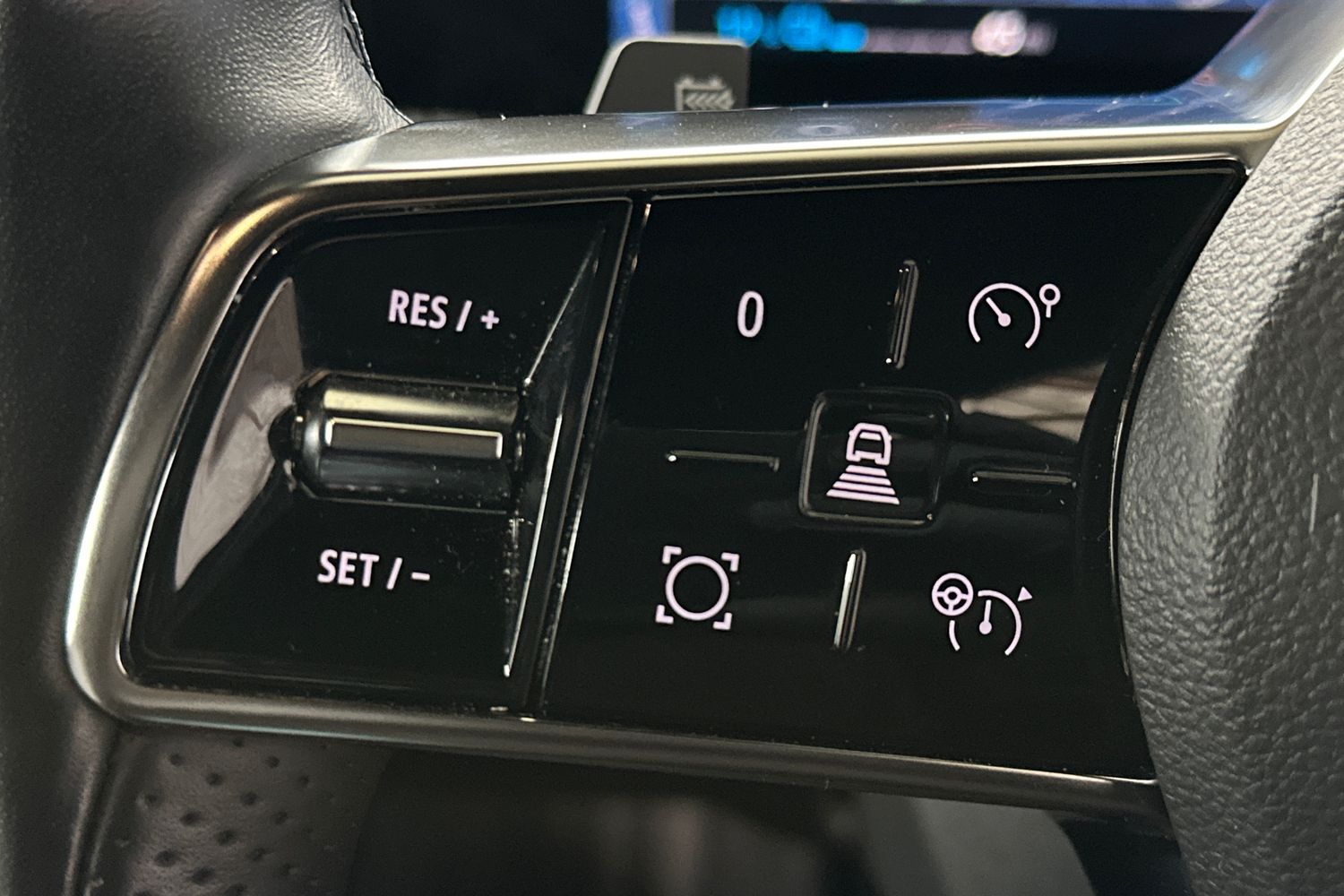 Used Renault Megane E Tech 2023 for sale - 76257963: Photo 25