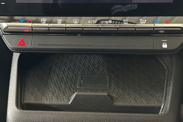 Used Renault Megane E Tech 2023 for sale - 76257963: Photo 32