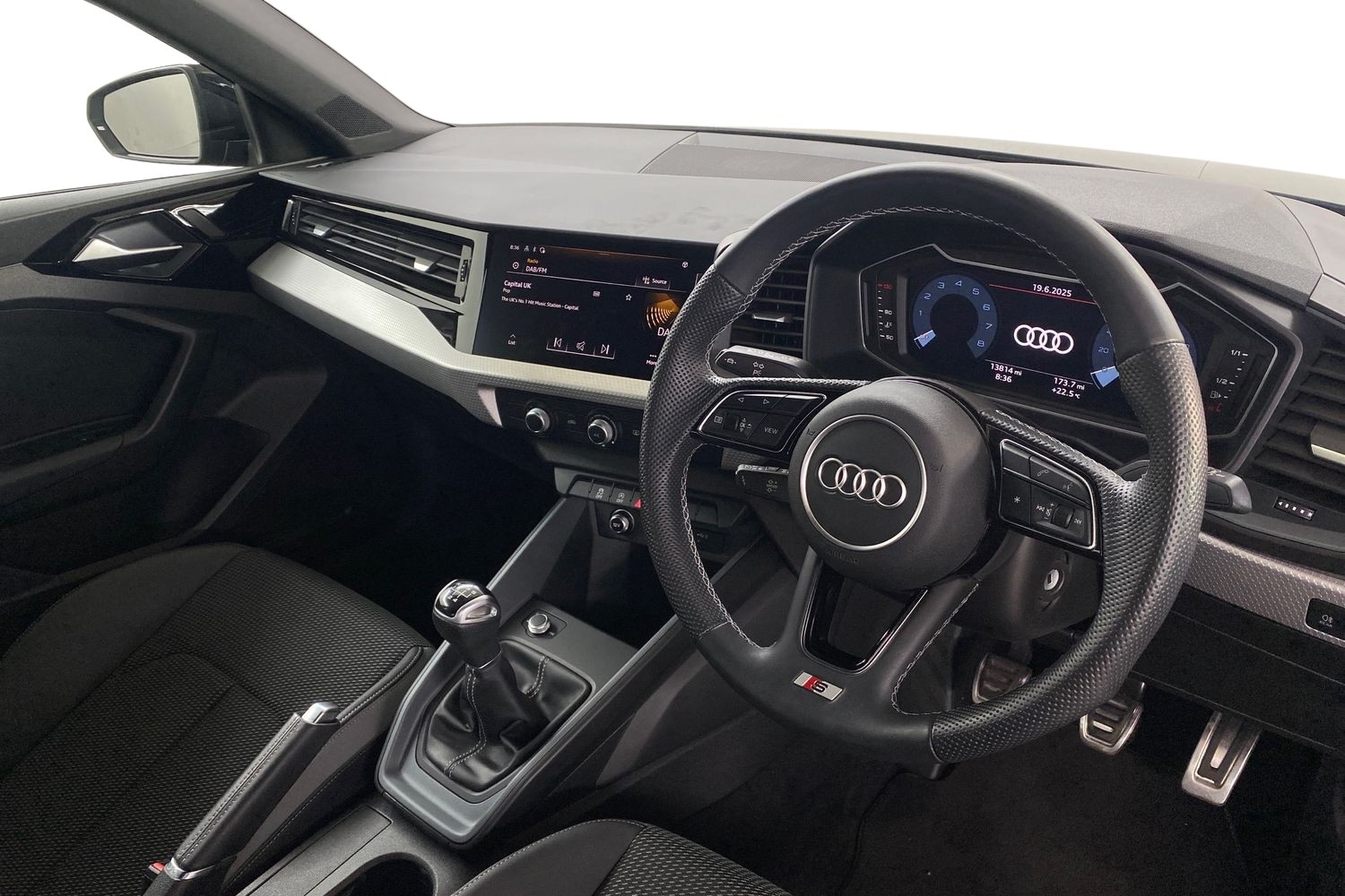 Used Audi A1 2023 for sale - 76353560: Photo 10