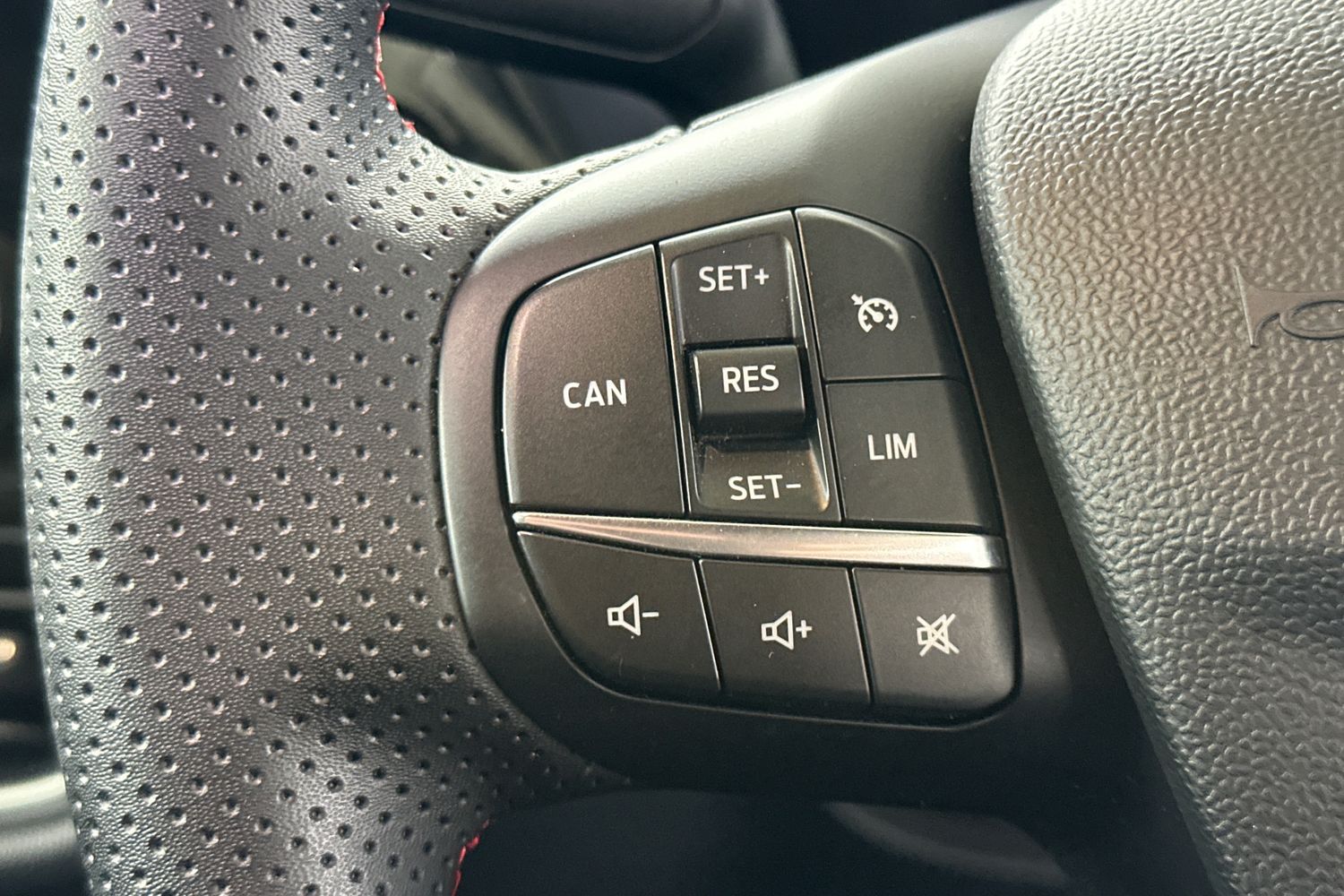 Used Ford Puma 2023 for sale - 76065542: Photo 23