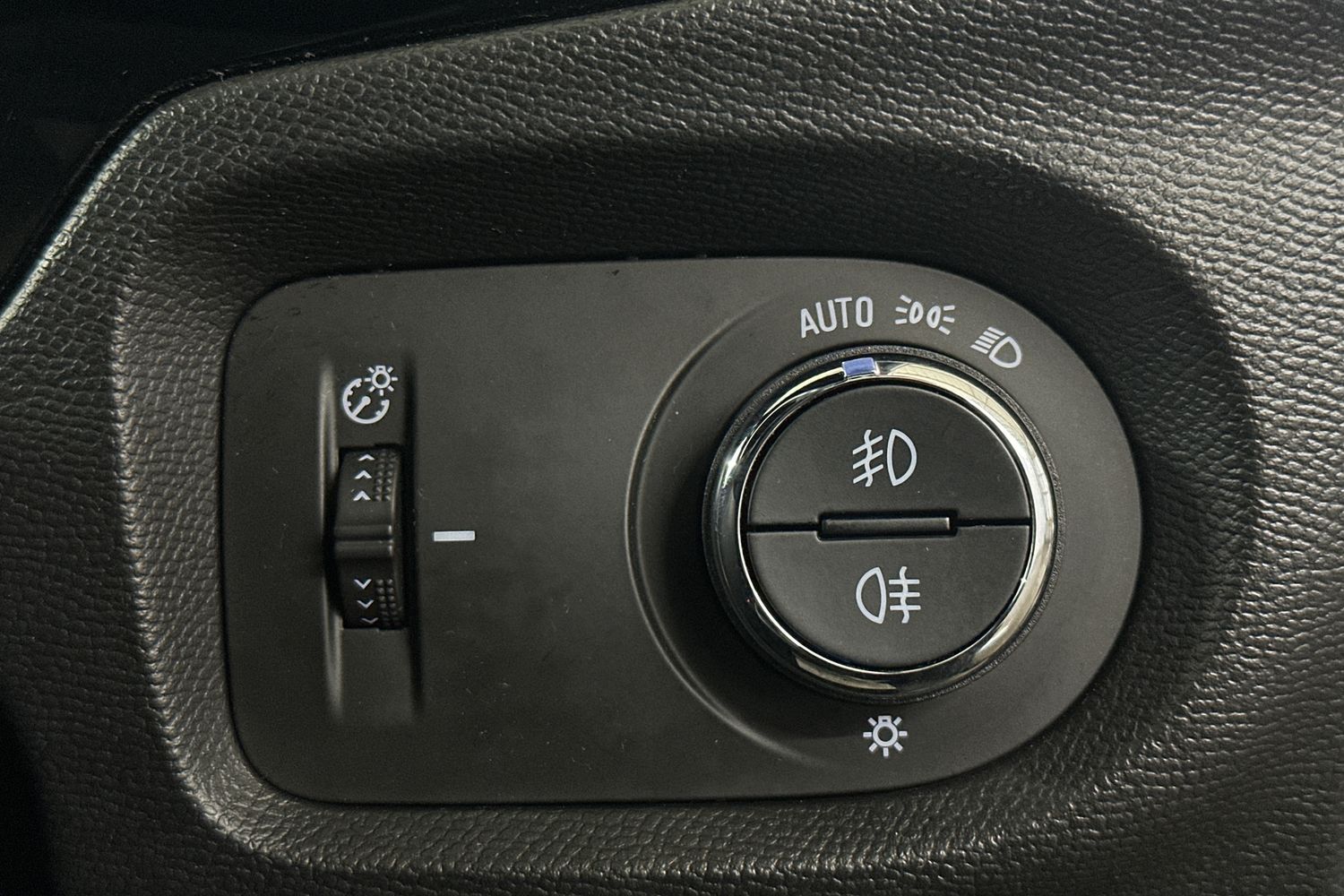 Used Vauxhall Corsa 2022 for sale - 76536537: Photo 17