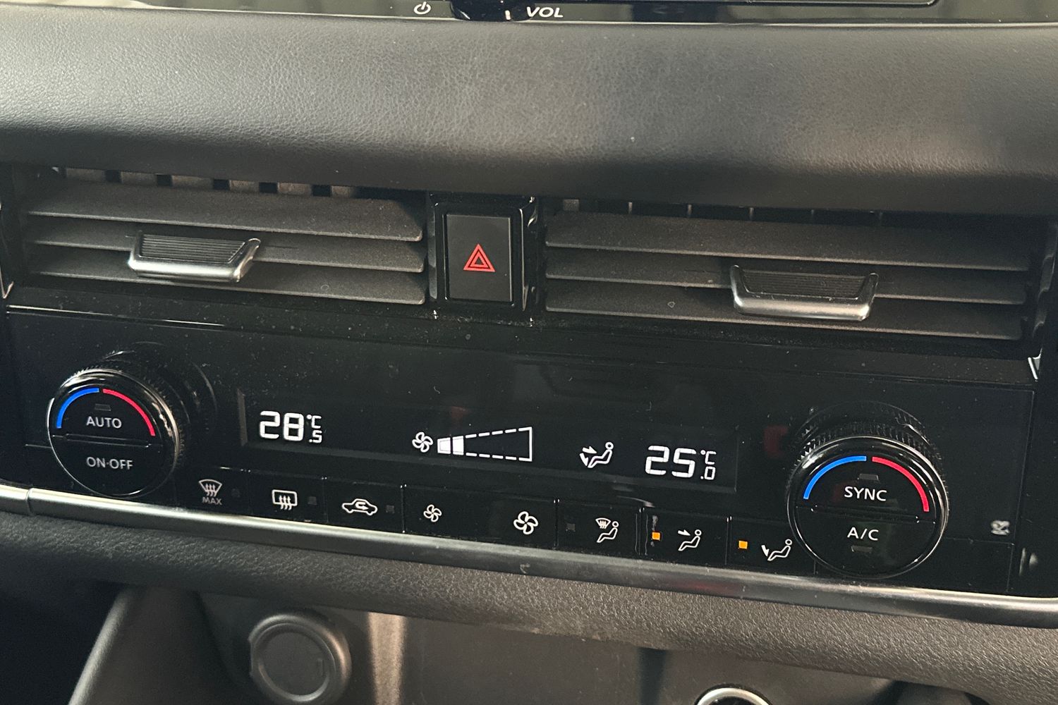 Used Nissan Qashqai 2022 for sale - 76082808: Photo 33