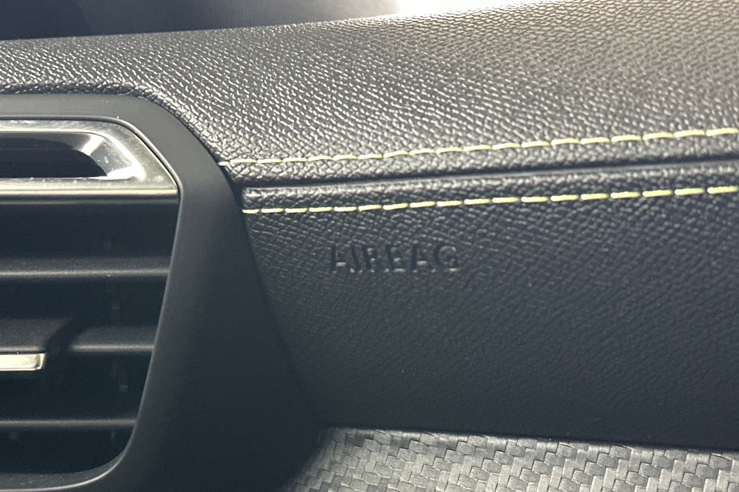 Used Peugeot 2008 2022 for sale - 76699161: Photo 37