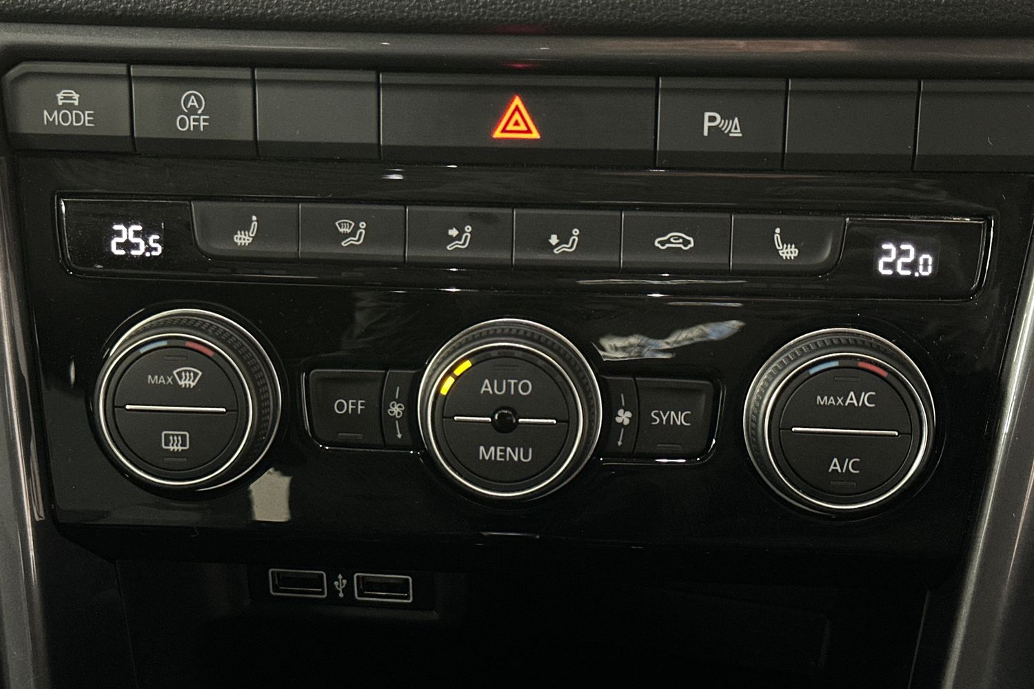 Used Volkswagen T-Roc 2020 for sale - 76307924: Photo 34