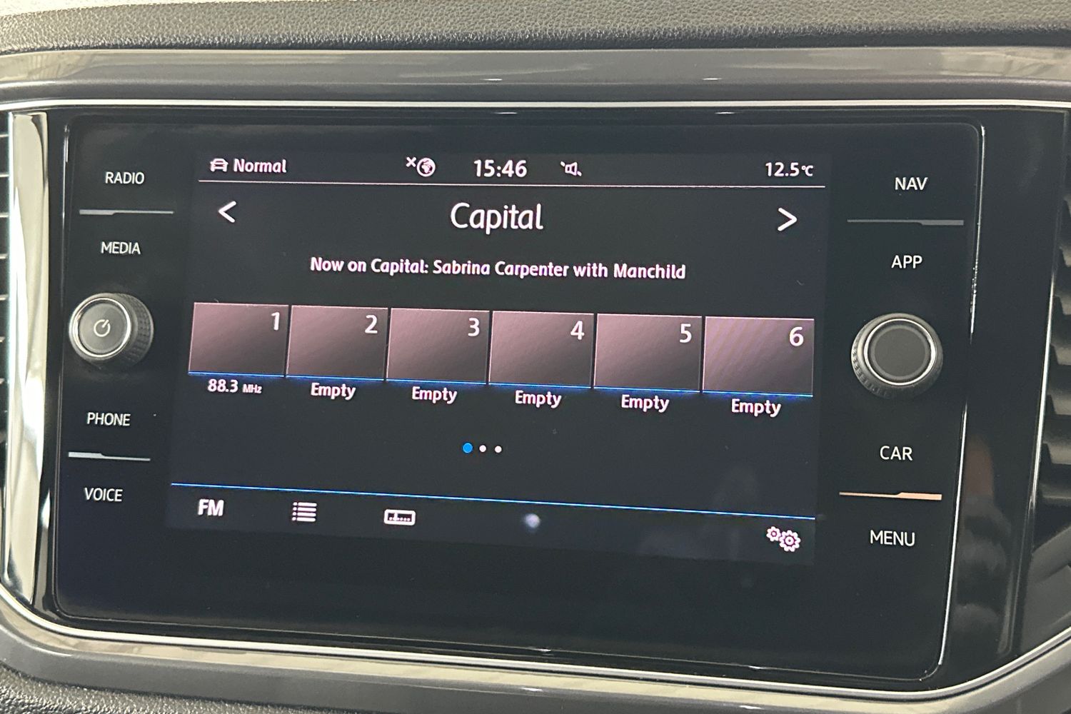 Used Volkswagen T-Roc 2020 for sale - 76307924: Photo 35