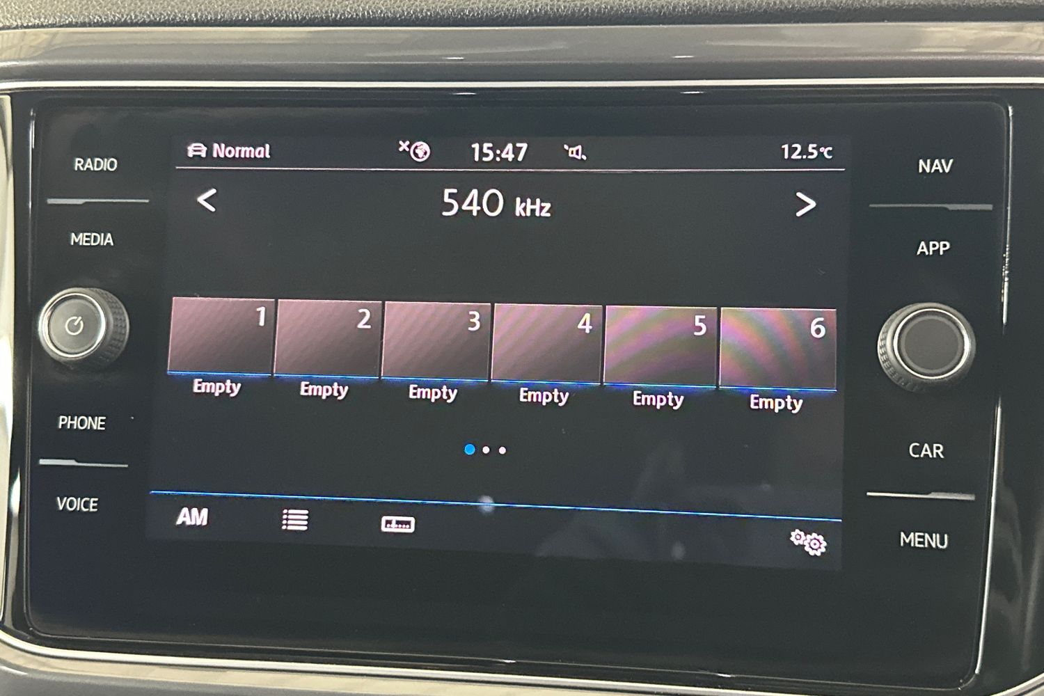 Used Volkswagen T-Roc 2020 for sale - 76307924: Photo 38