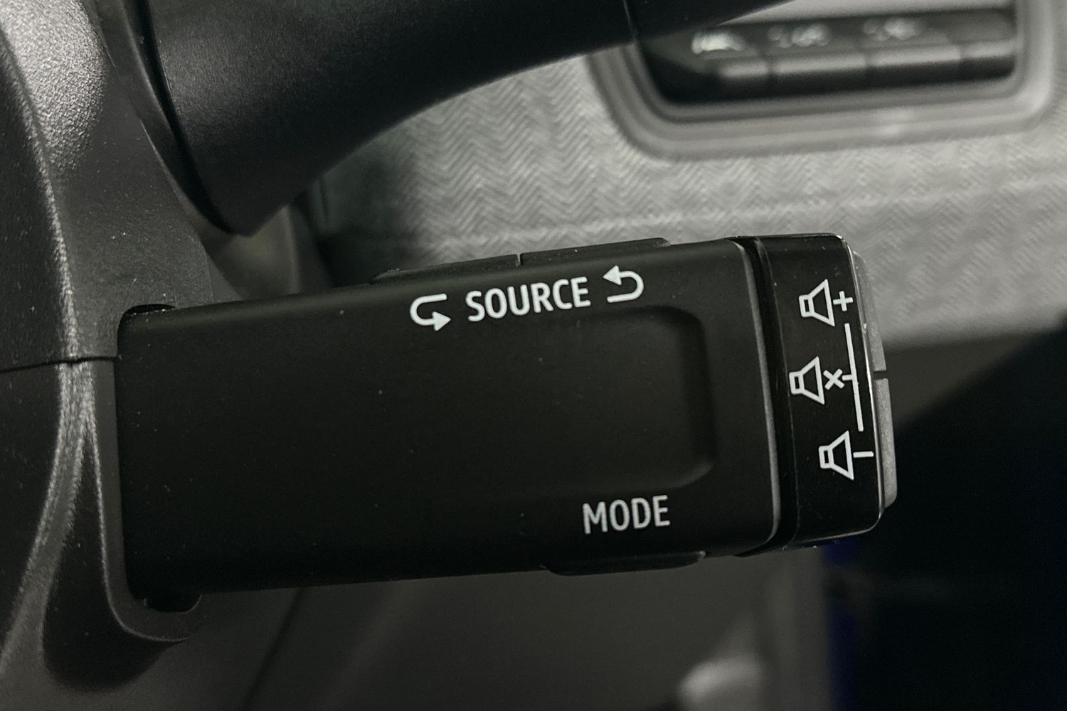 Used Renault Clio 2024 for sale - 76566208: Photo 20