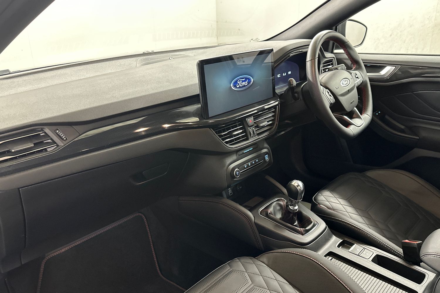 Used Ford Focus 2023 for sale - 76547604: Photo 12