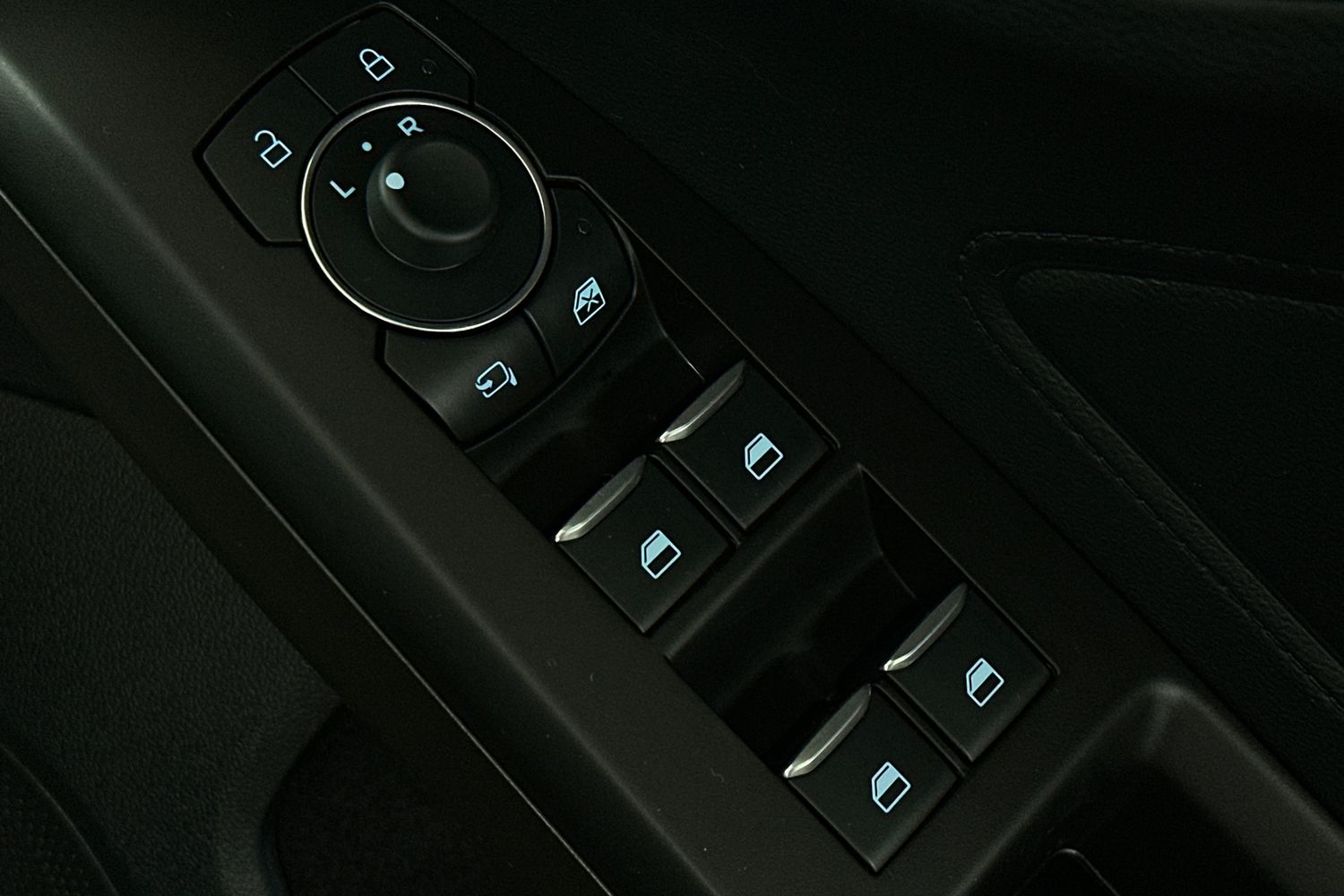 Used Ford Focus 2023 for sale - 76547604: Photo 18