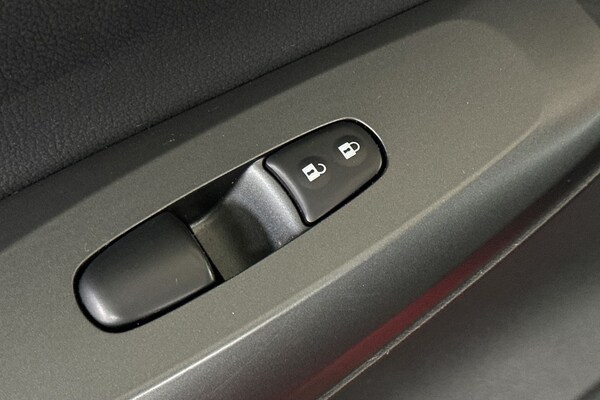 Used Nissan Juke 2024 for sale - 76207357: Photo 17