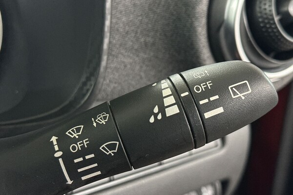 Used Nissan Juke 2024 for sale - 76207357: Photo 25