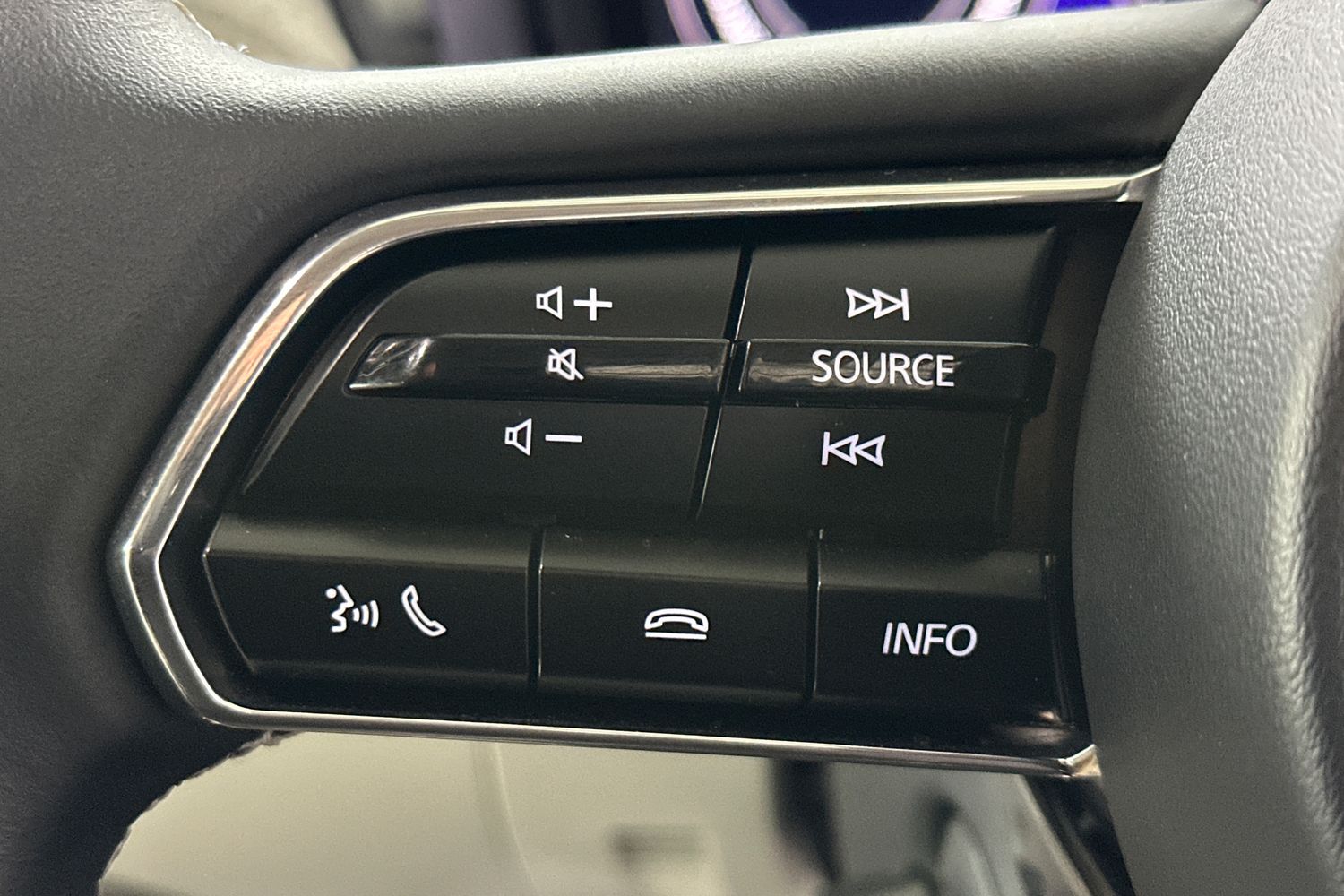 Used Mazda CX-60 2023 for sale - 76253604: Photo 30