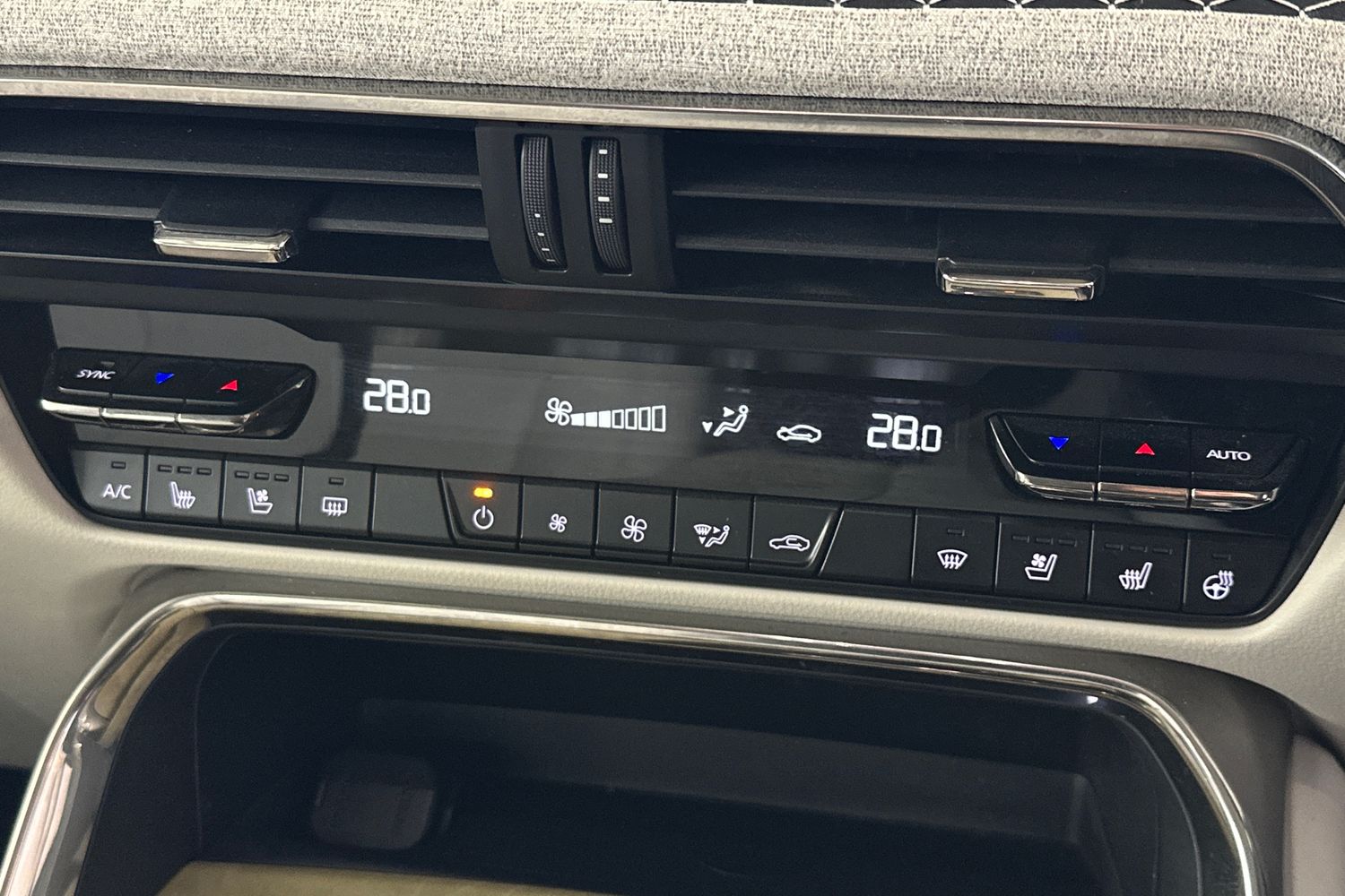 Used Mazda CX-60 2023 for sale - 76253604: Photo 40