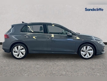 Used Volkswagen Golf 2025 for sale - 77617770: Photo