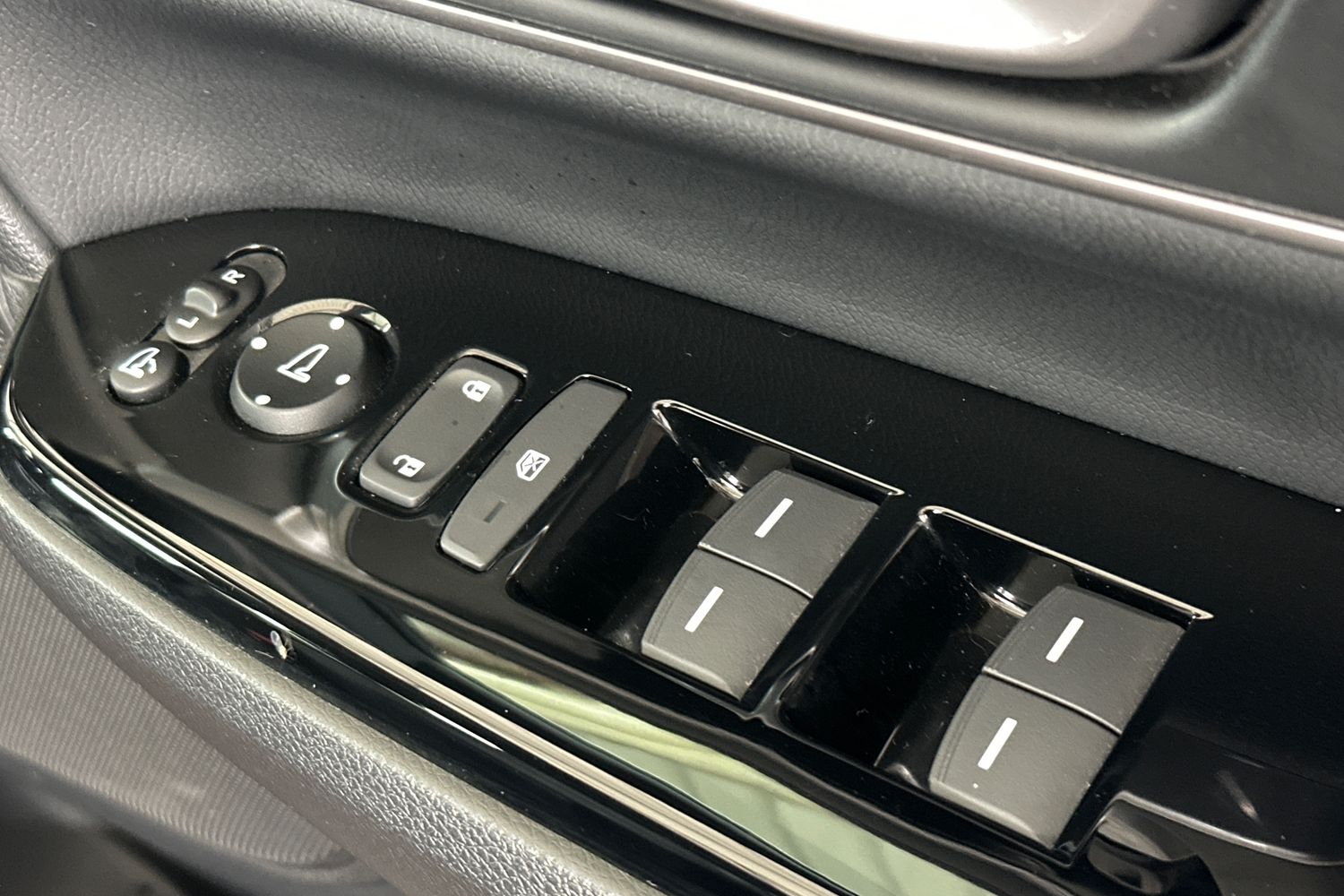 Used Honda CR-V 2021 for sale - 76330976: Photo 23