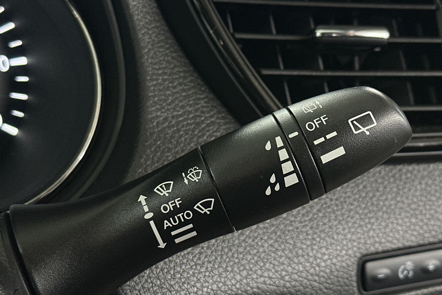 Used Nissan X-Trail 2019 for sale - 76605442: Photo 29