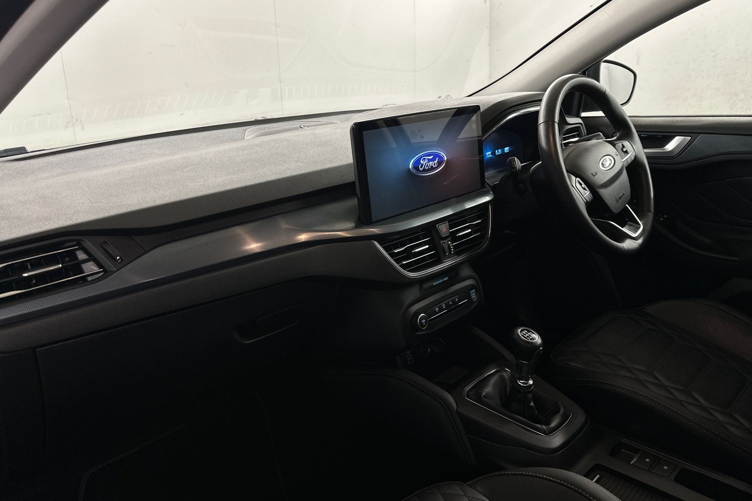 Used Ford Focus 2023 for sale - 76570887: Photo 12