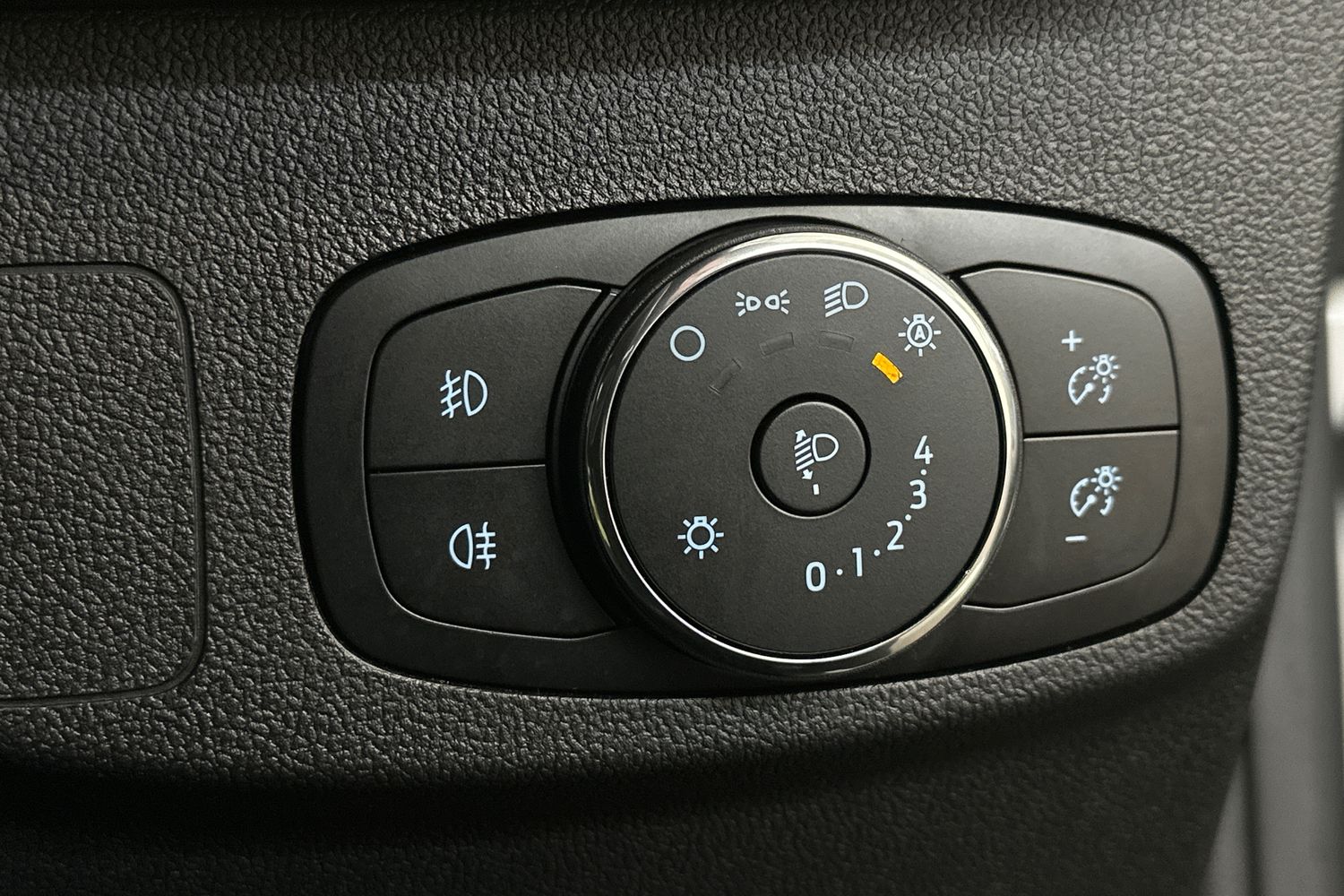 Used Ford Focus 2023 for sale - 77034267: Photo 20