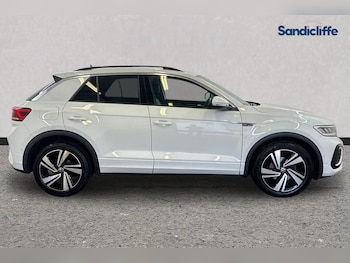 Used Volkswagen T-Roc 2022 for sale - 77595209: Photo