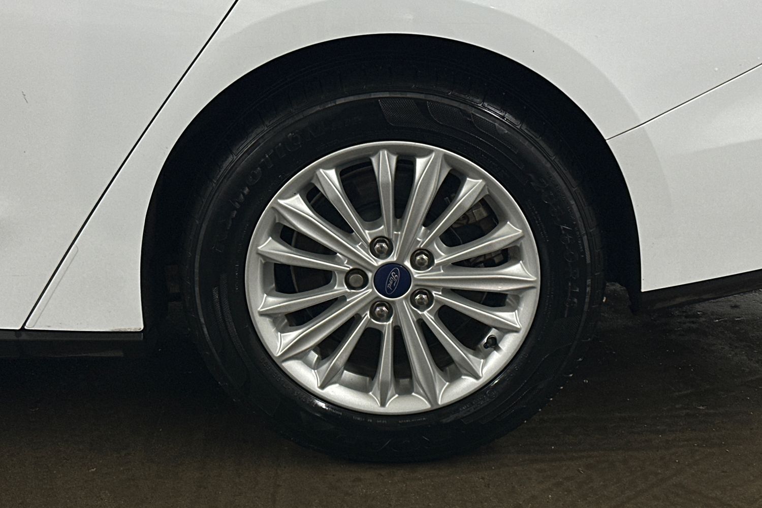 Used Ford Focus 2020 for sale - 76748877: Photo 9