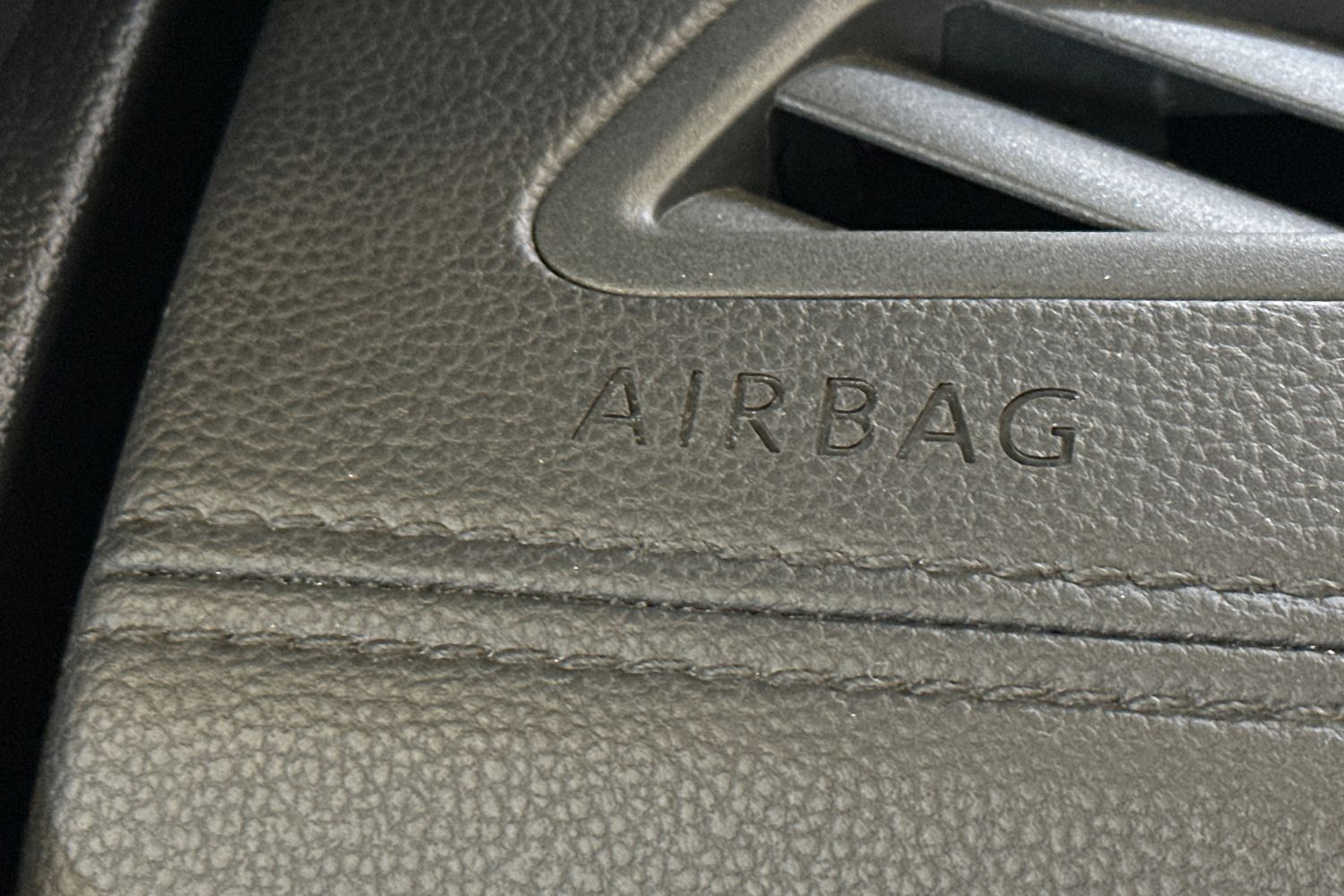 Used Volkswagen T-Roc 2022 for sale - 76859798: Photo 33