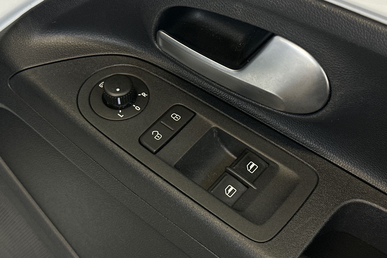 Used Volkswagen up! 2021 for sale - 77548140: Photo 23