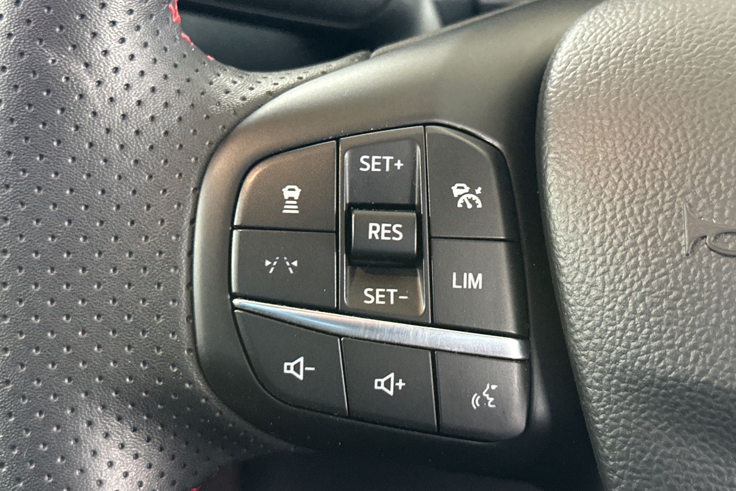 Used Ford Kuga 2024 for sale - 76007026: Photo 28