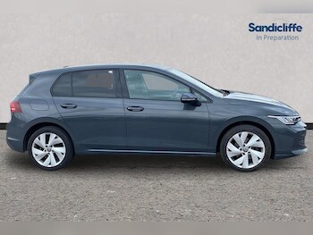 Used Volkswagen Golf 2024 for sale - 78437321: Photo
