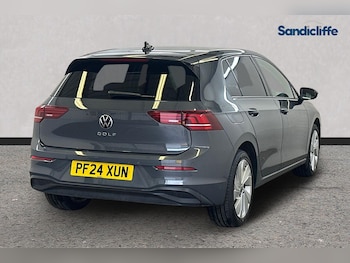Used Volkswagen Golf 2024 for sale - 78437321: Photo