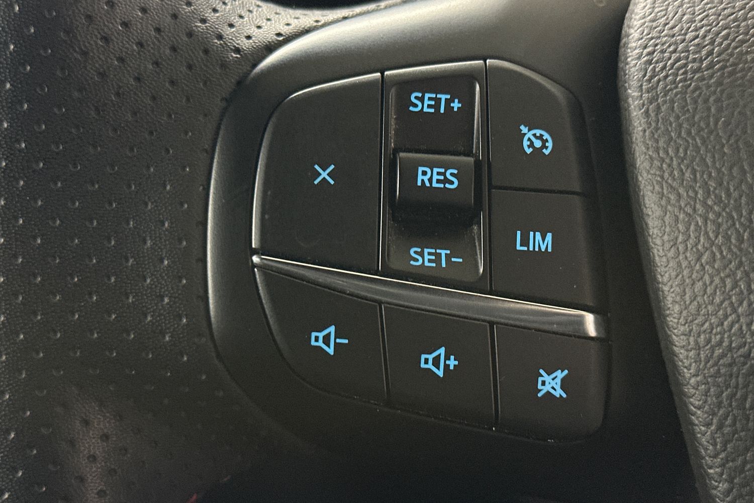 Used Ford Kuga 2022 for sale - 77432552: Photo 25