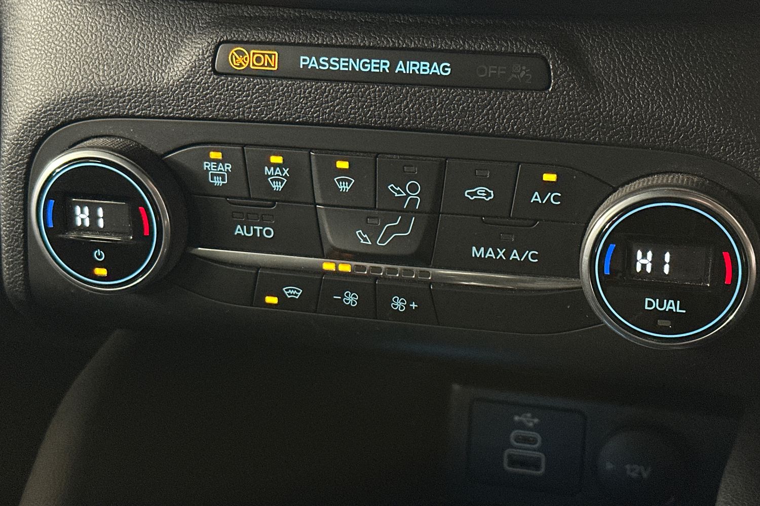 Used Ford Kuga 2022 for sale - 77432552: Photo 34