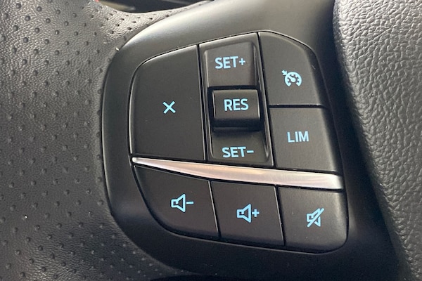 Used Ford Kuga 2023 for sale - 75273006: Photo 39