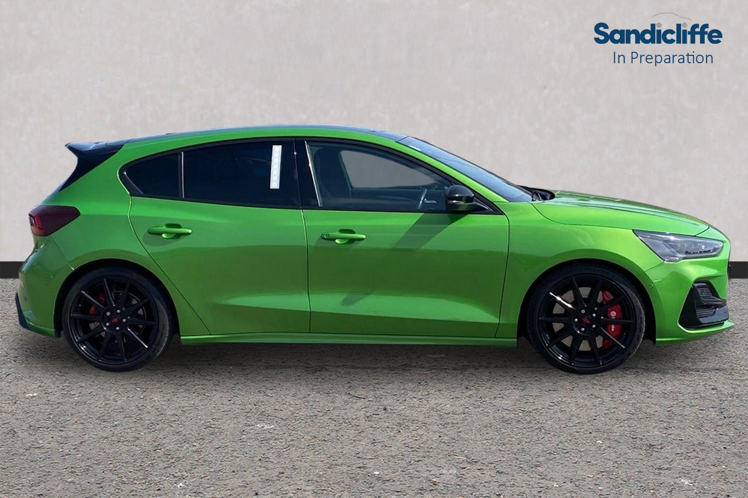 Used Ford Focus 2023 for sale - 78197902: Photo 2