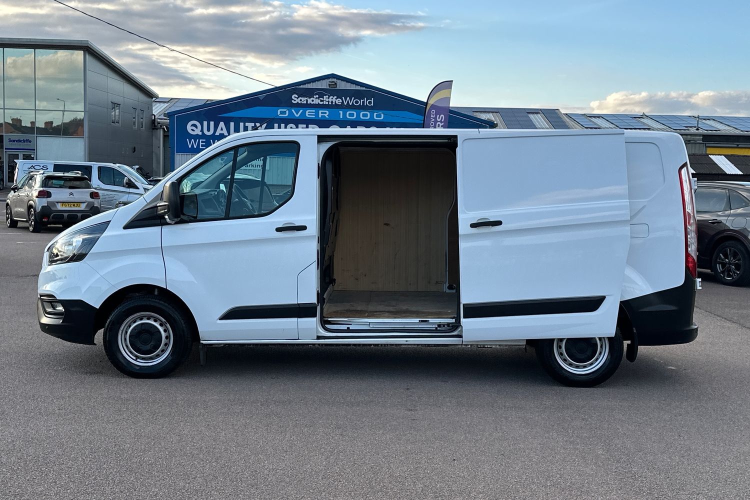Used Ford Transit Custom 2023 for sale - 76120424: Photo 17