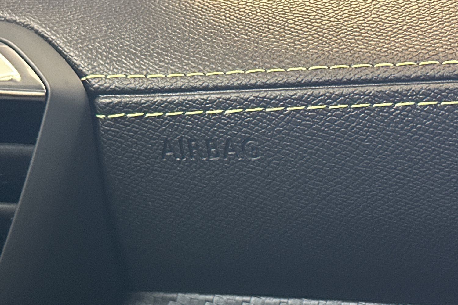 Used Peugeot 208 2020 for sale - 77208297: Photo 43