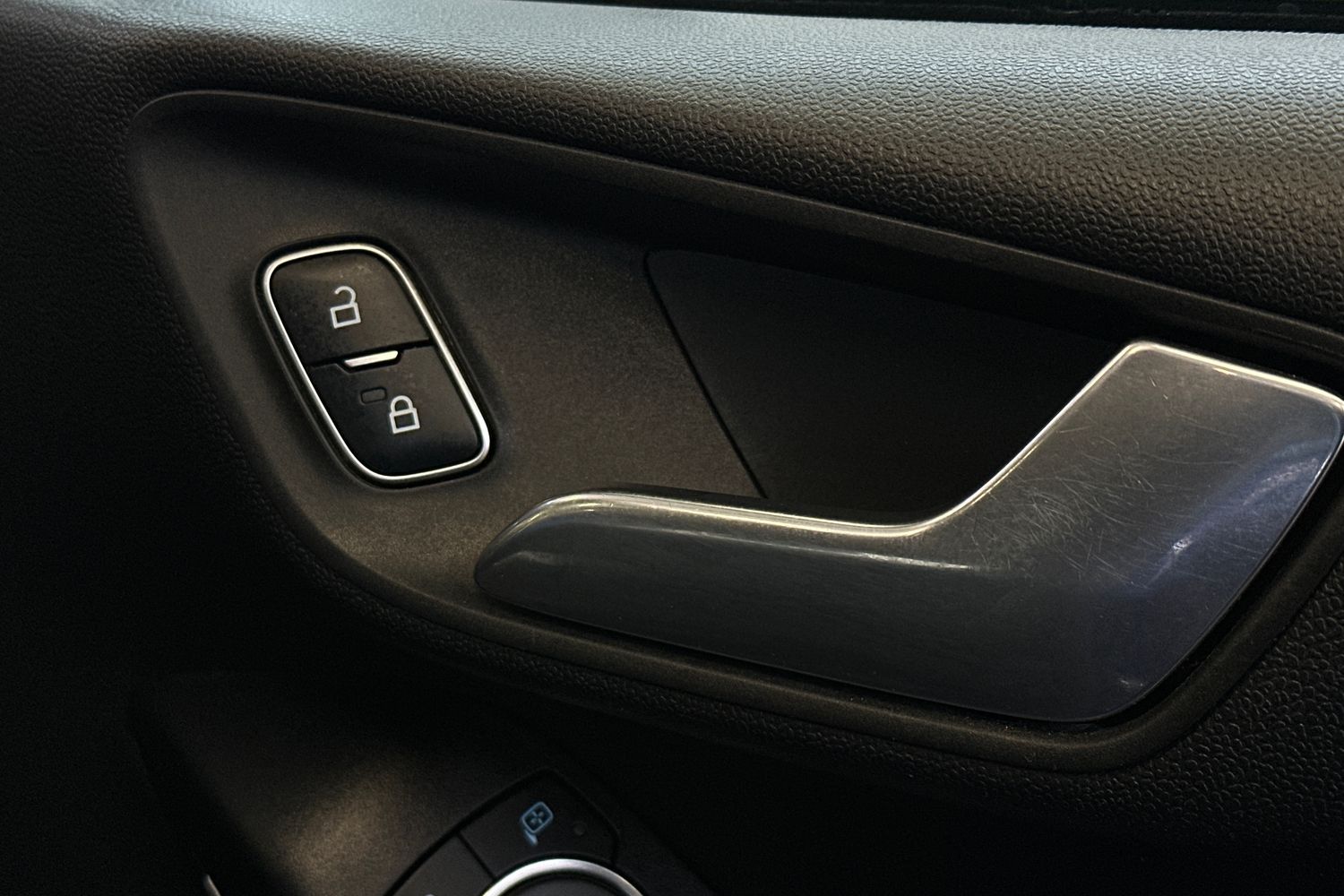 Used Ford Fiesta 2017 for sale - 77357101: Photo 17