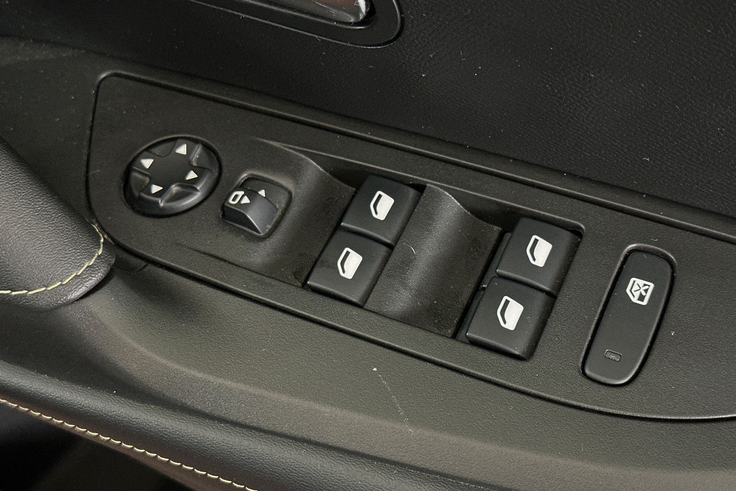Used Peugeot 2008 2021 for sale - 75970772: Photo 23