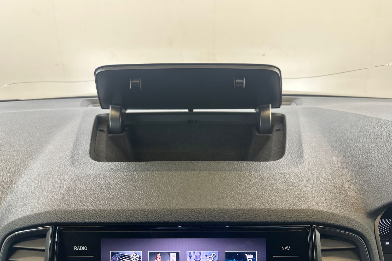 Used Skoda Karoq 2022 for sale - 77107507: Photo 36