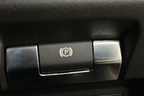 Used Jaguar E-Pace 2018 for sale - 76027466: Photo 28