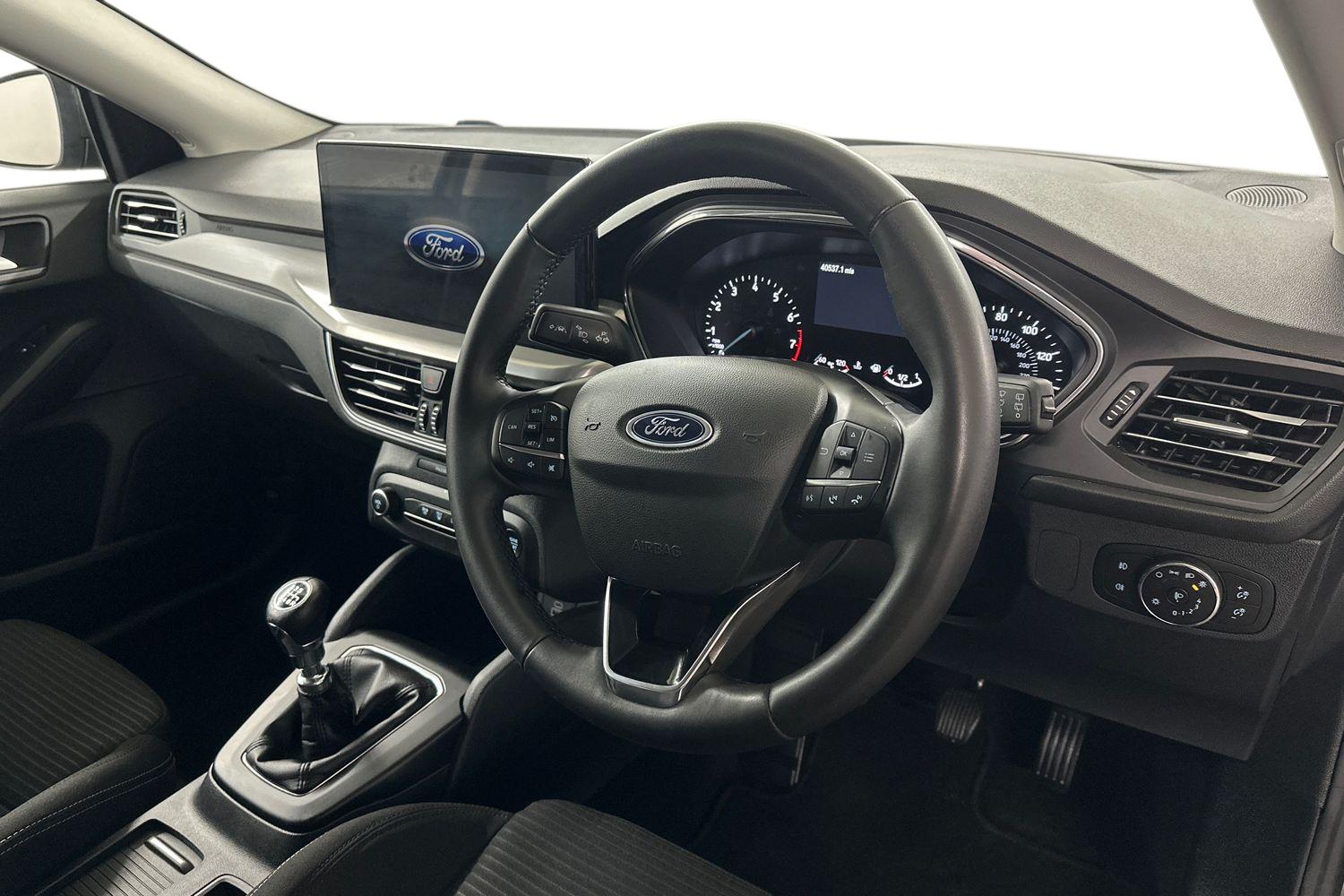 Used Ford Focus 2023 for sale - 76950945: Photo 10