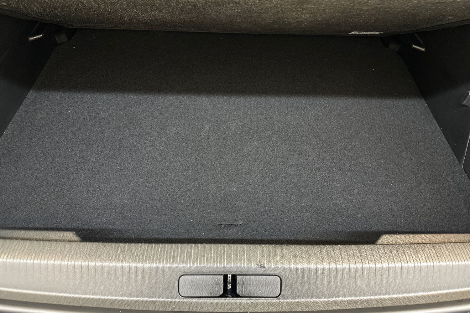 Used Peugeot 2008 2021 for sale - 77530112: Photo 19