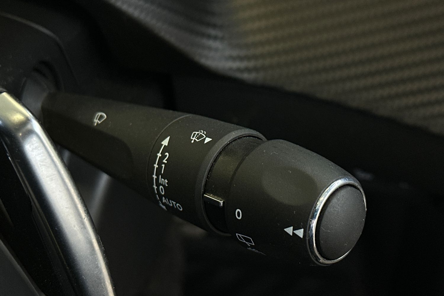 Used Peugeot 2008 2021 for sale - 77530112: Photo 28