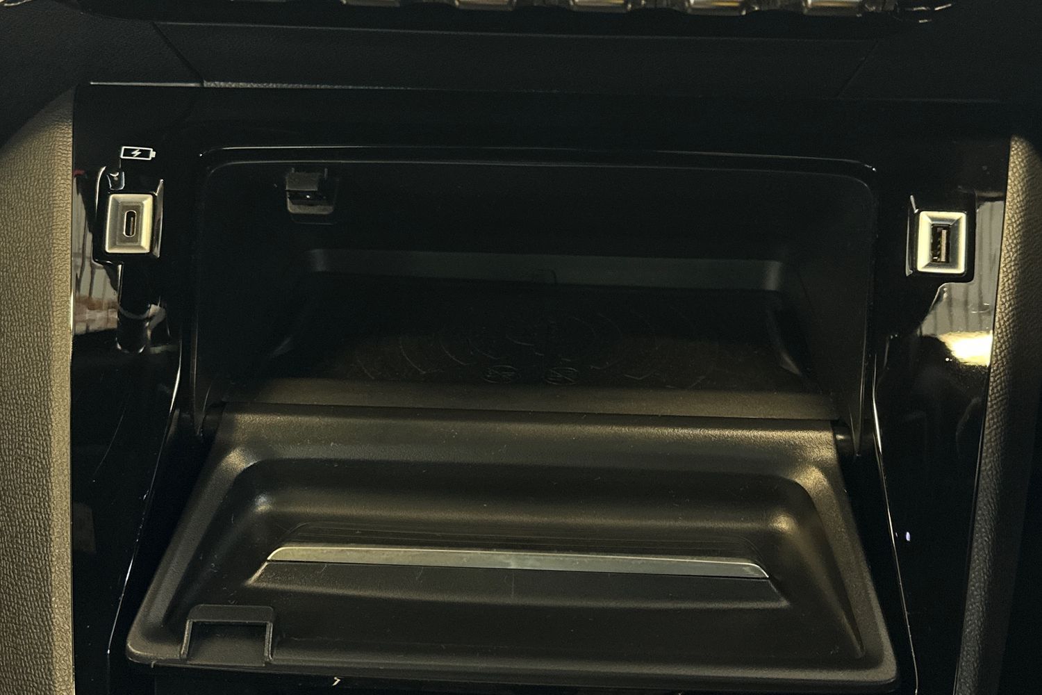 Used Peugeot 2008 2021 for sale - 77530112: Photo 40