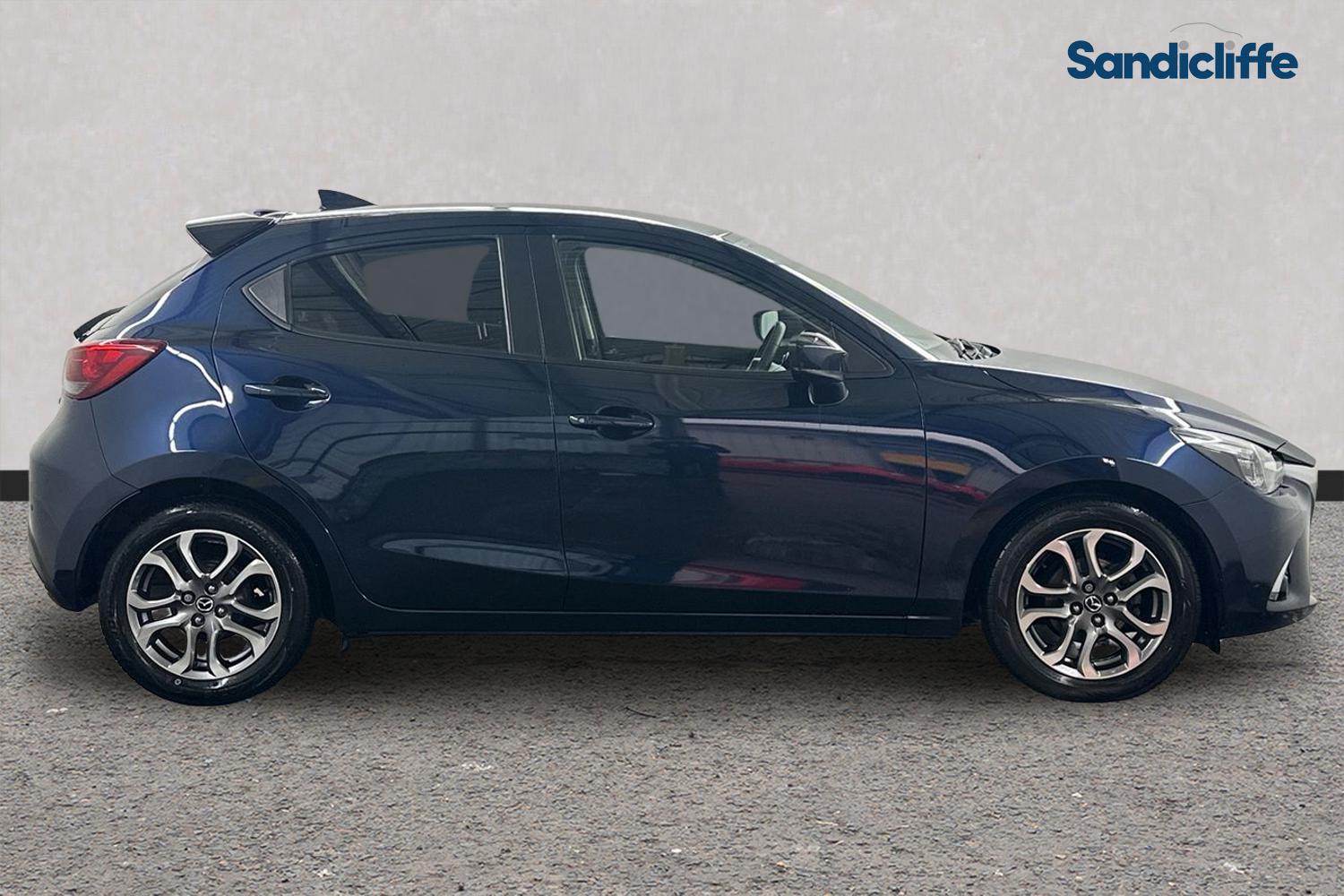 Used Mazda Mazda2 2018 for sale - 76946655: Photo 3
